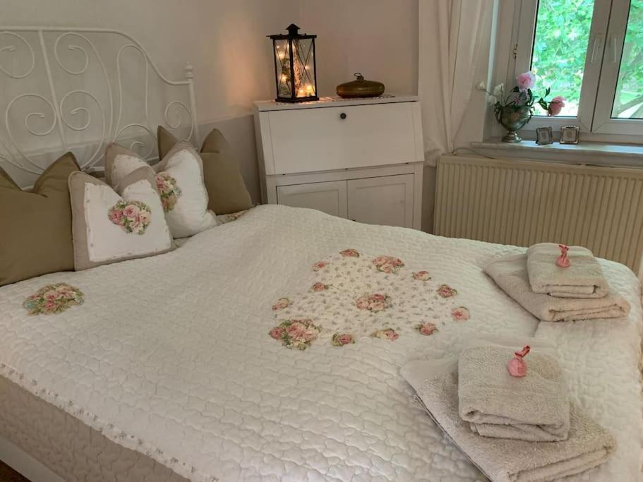 100 Qm Ferienwohnung Am Heiligen Brunnen Quedlinburg Exteriör bild